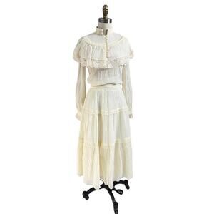 VTG 70s Gunne Look Skirt Set High Neck 11 Button Lace Ruffles Sz S Ivory Gauze